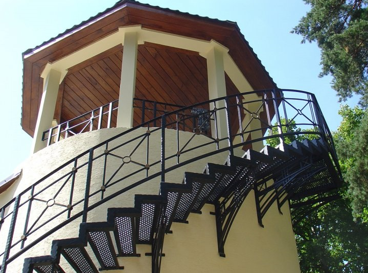 Кованные лестницы